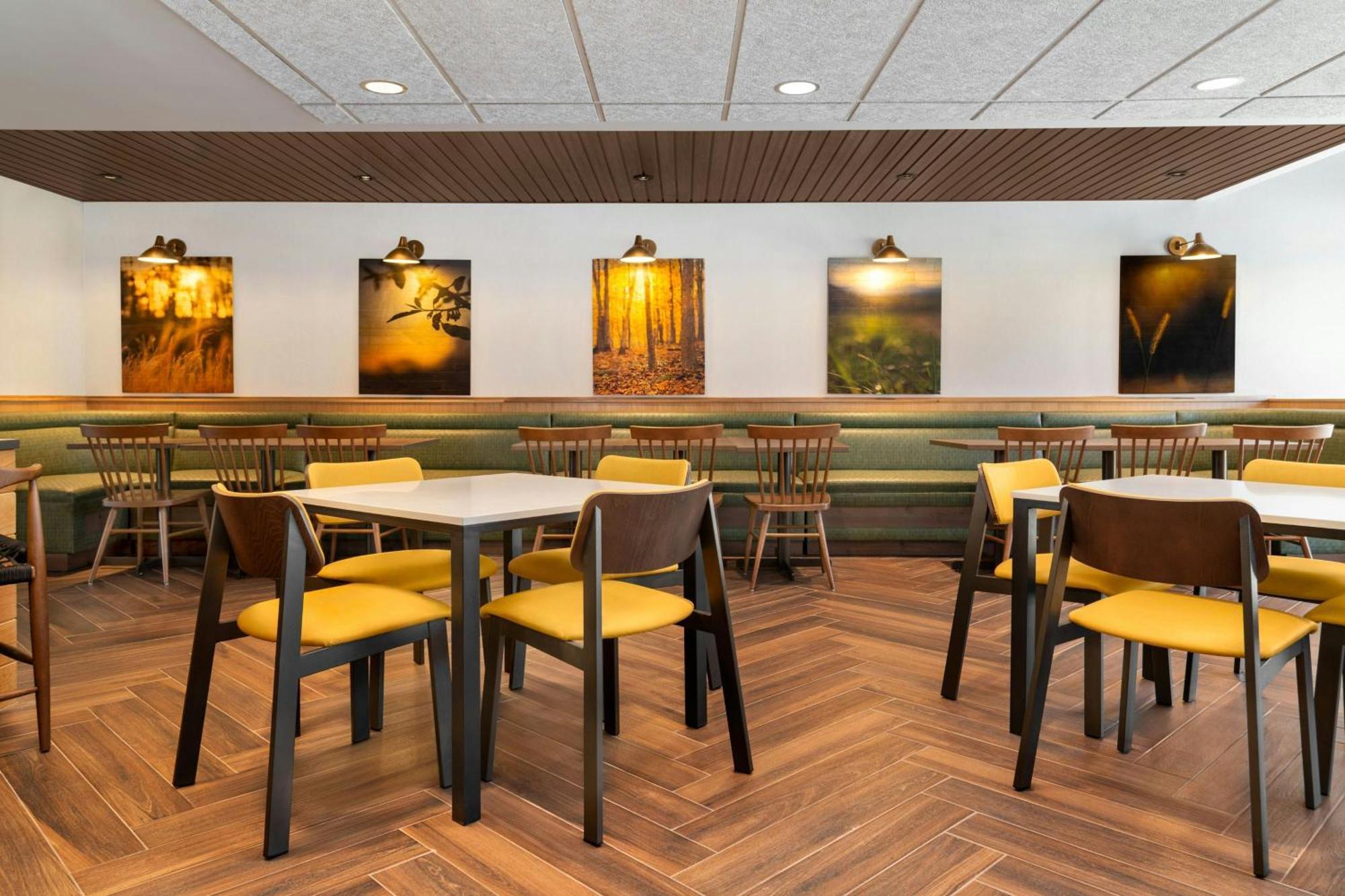 Fairfield By Marriott Inn & Suites Kansas City At The Legends Екстериор снимка