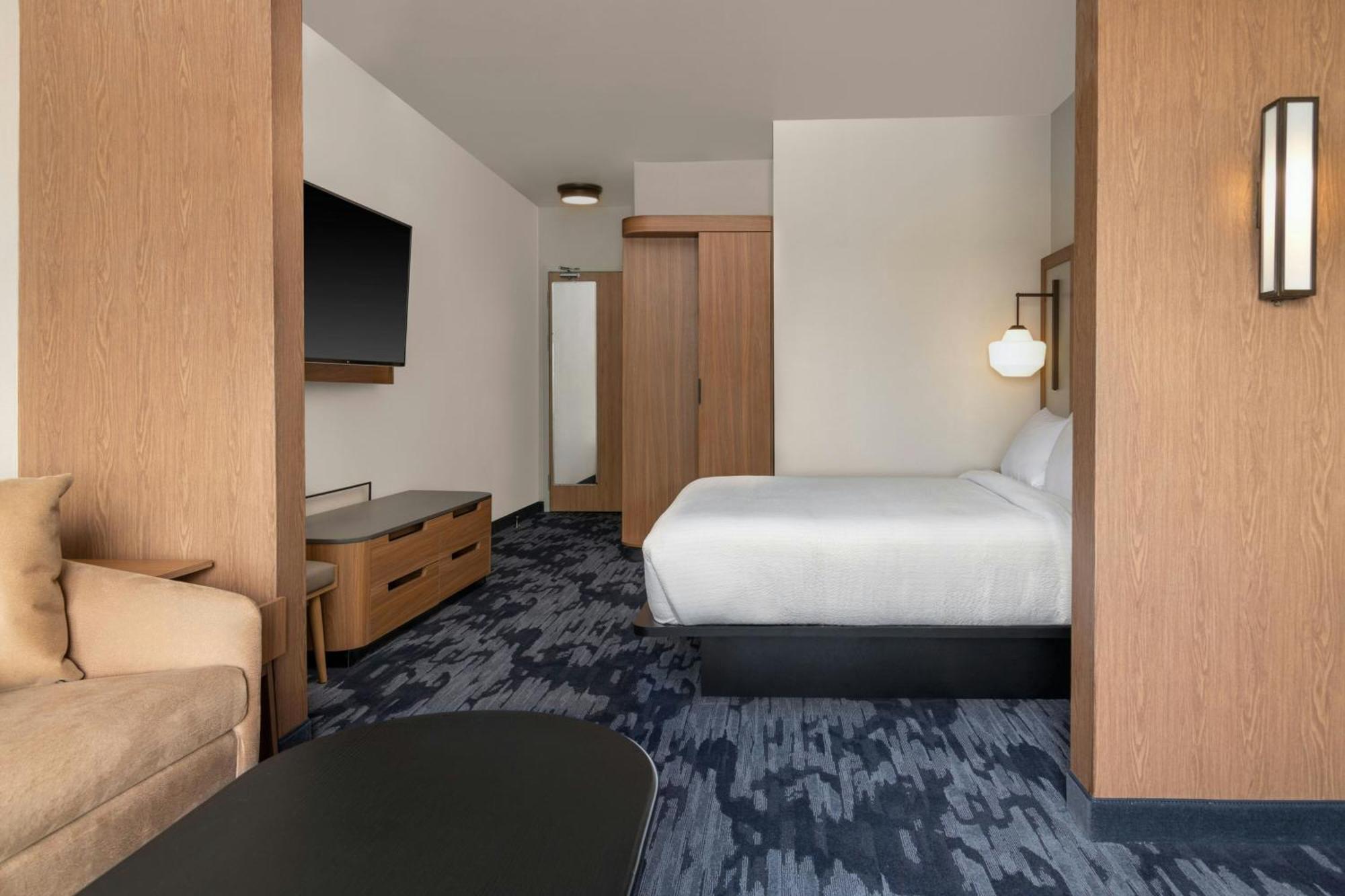 Fairfield By Marriott Inn & Suites Kansas City At The Legends Екстериор снимка